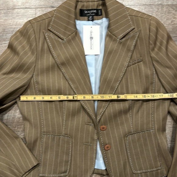Signature by Larry Levine tan pinstriped blazer jacket contrasting stitching 10P - Picture 8 of 8